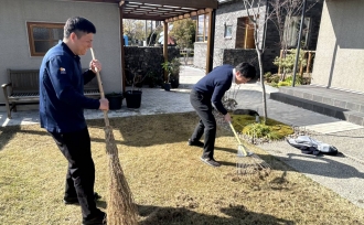 みんなでワイワイ!芝生メンテナンス大作戦🌿