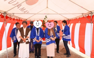 笑顔溢れるA様の地鎮祭・着工式